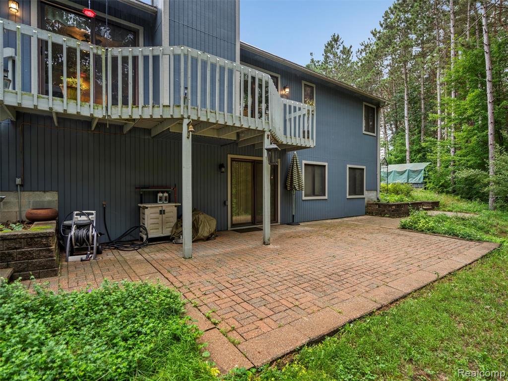 370 Wolfe Road, Ortonville, MI 48462 — Photo 16