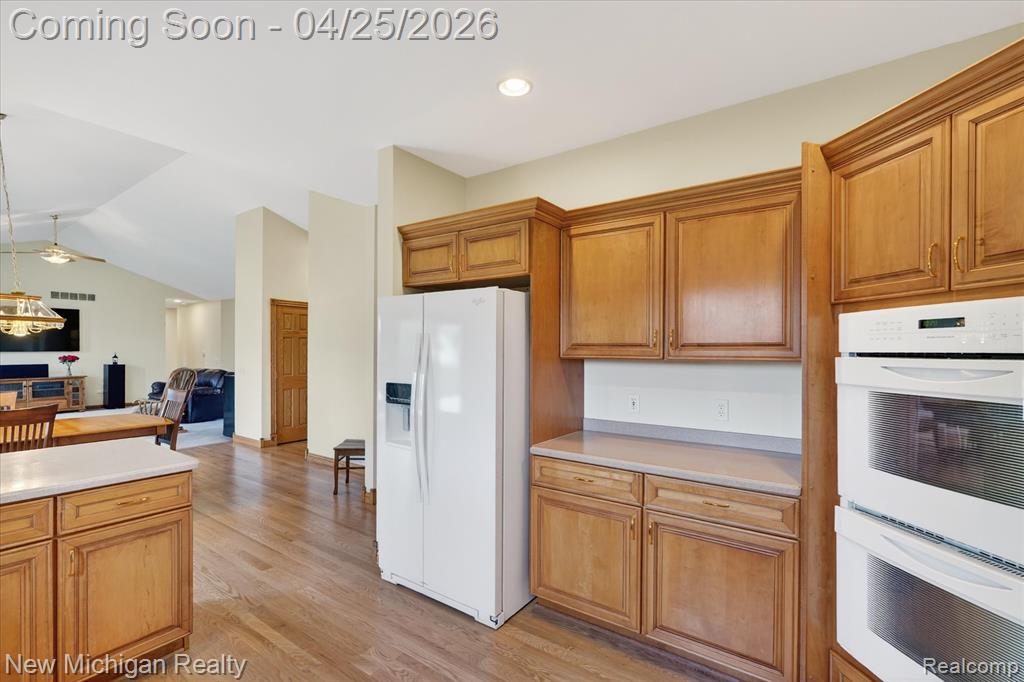 5425 Majestic Court, Swartz Creek, MI 48473 — Photo 18