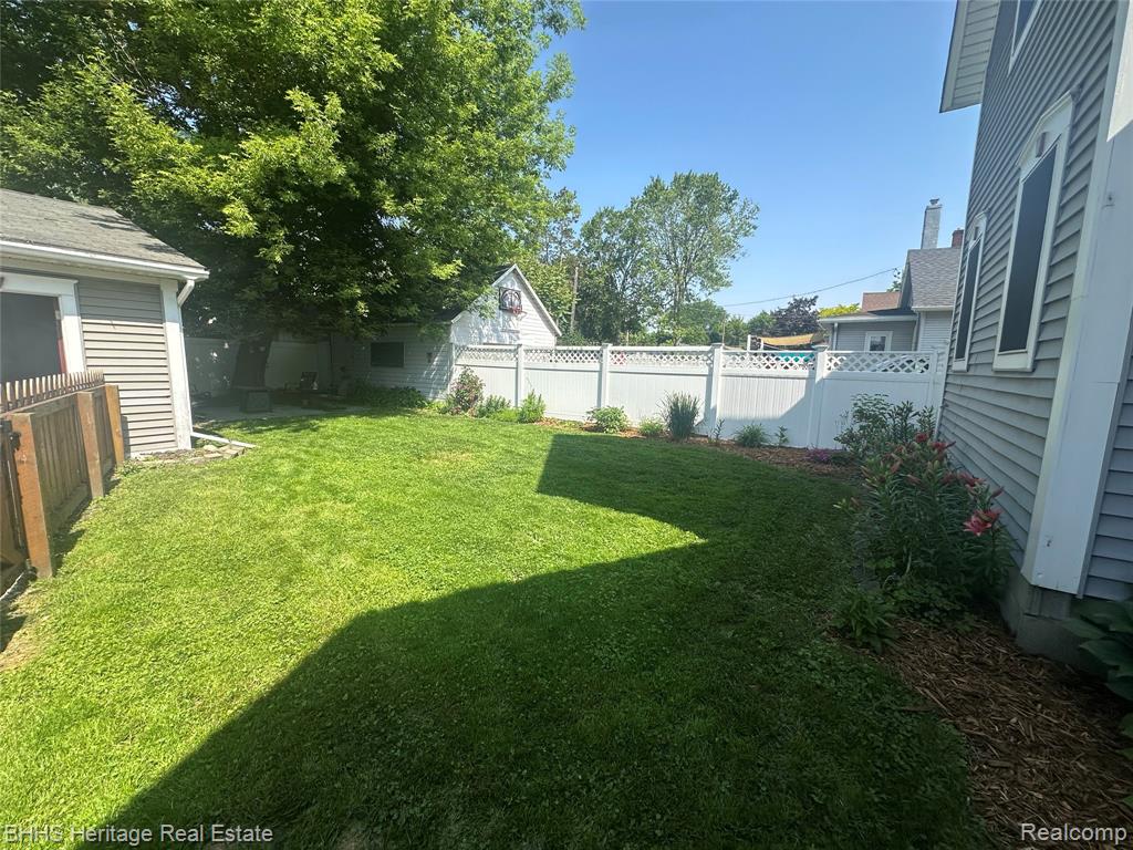 403 N Oak Street, Durand, MI 48429 — Photo 5