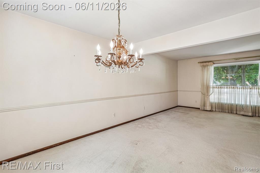 5950 Diamond Drive, Troy, MI 48085 — Photo 9