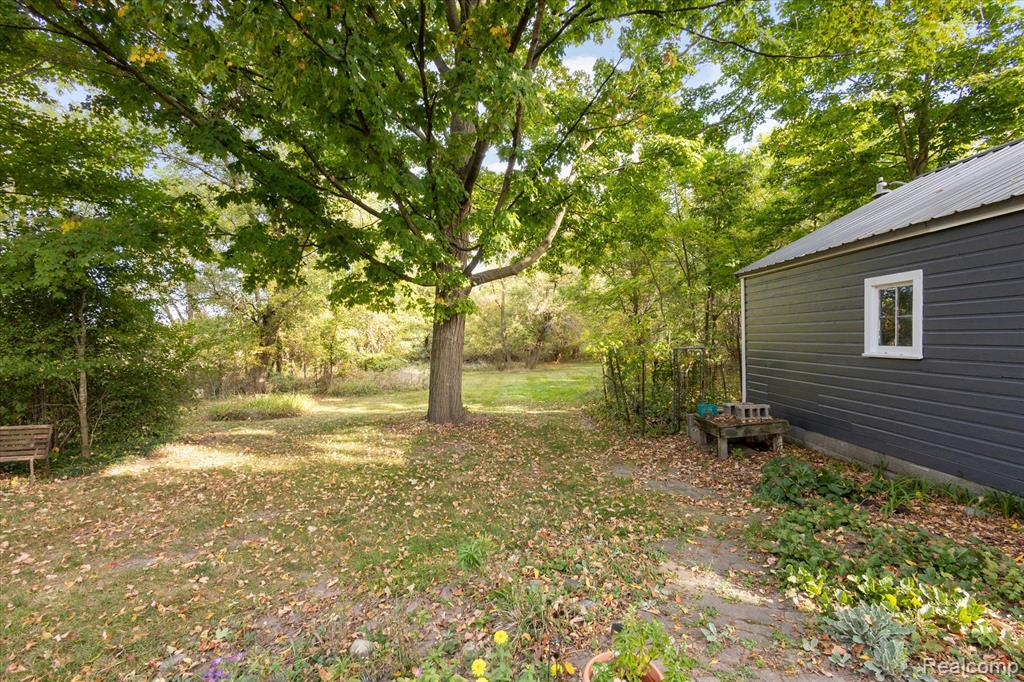 674 Beech Highway, MI 48813 — Photo 31