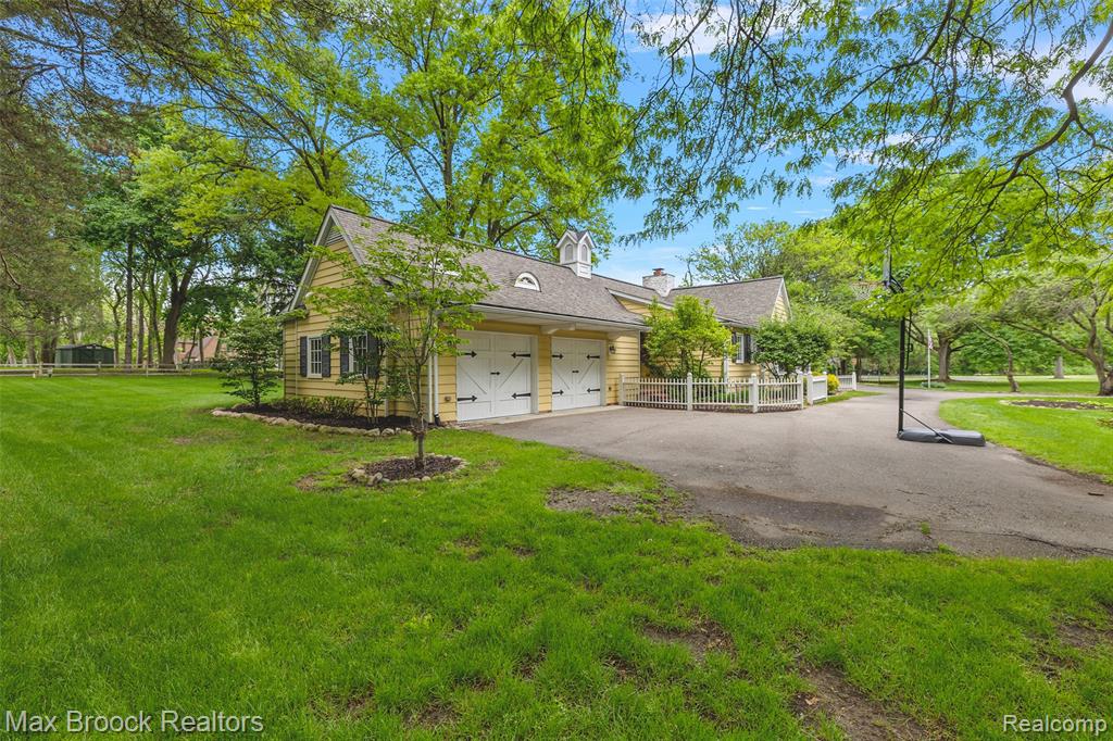 760 Lone Pine Road, Bloomfield Hills, MI 48304 — Photo 33