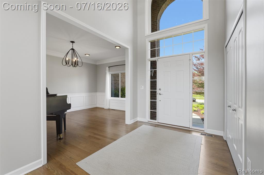 23782 Prescott Lane E, South Lyon, MI 48178 — Photo 9