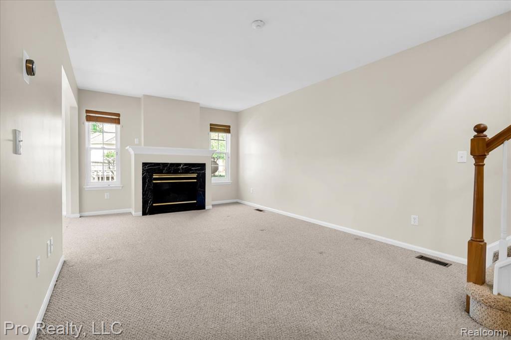 4000 Hunters Circle E, 137, Canton, MI 48188 — Photo 10
