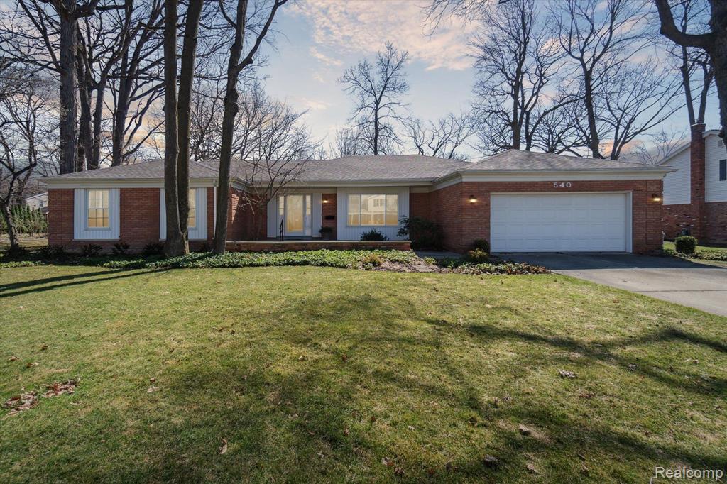 540 WESTOVER Pass, Grand Blanc, MI 48439 — front exterior