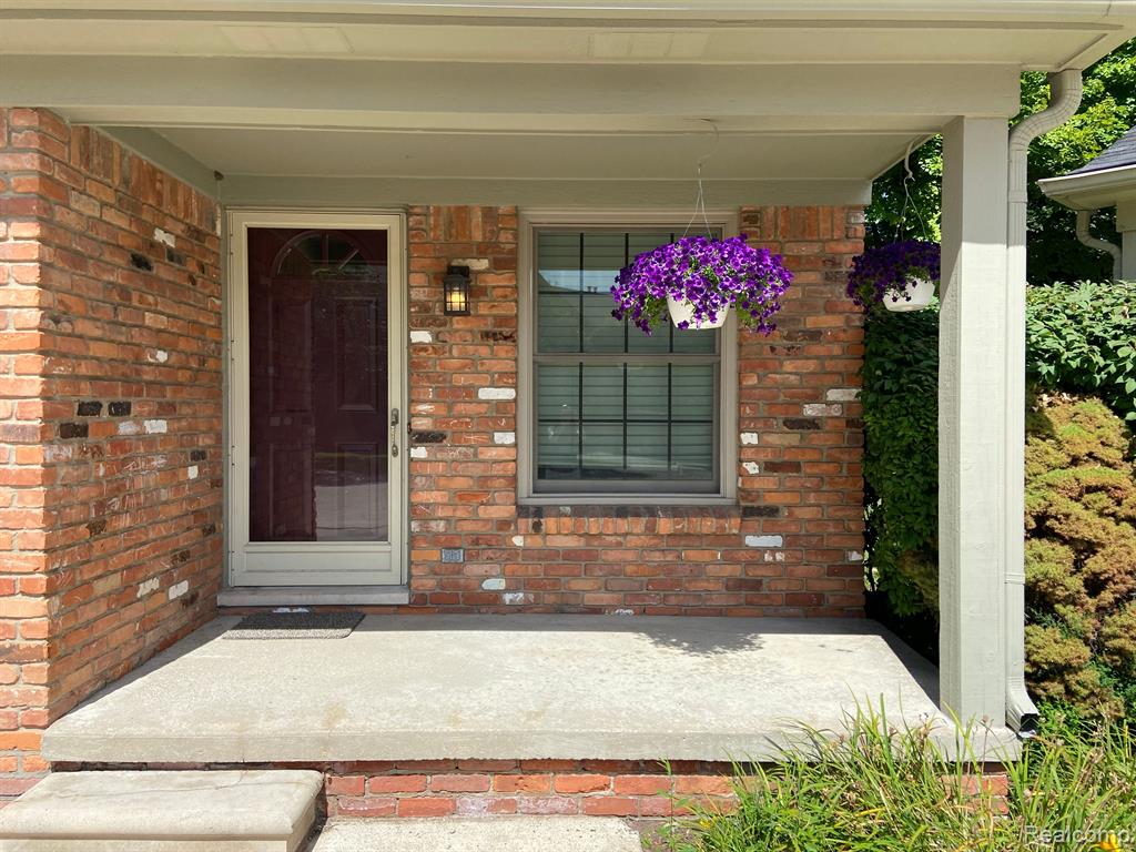 112 MAPLEGROVE Drive, Clawson, MI — Photo 3