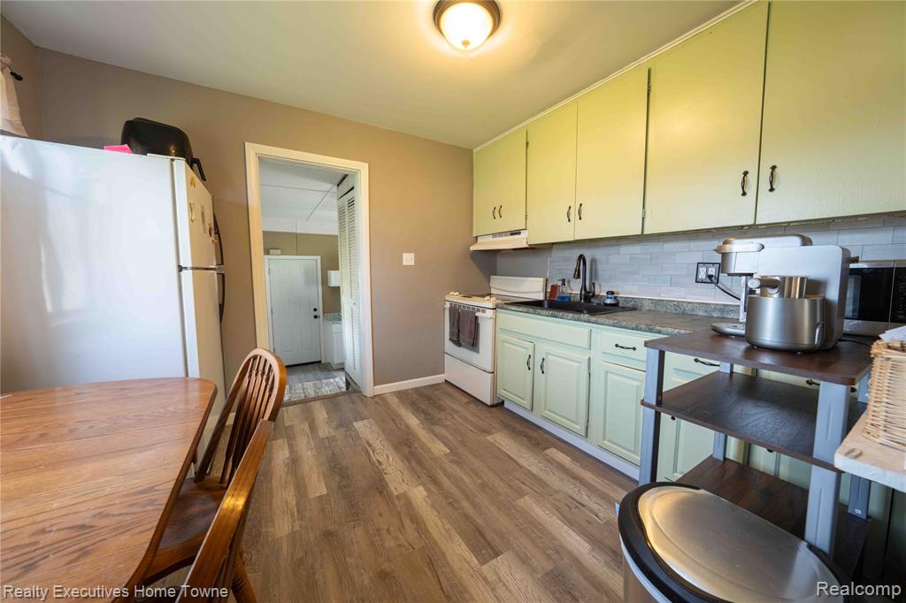 5017 NORTH Road, MI 48049 — Photo 25