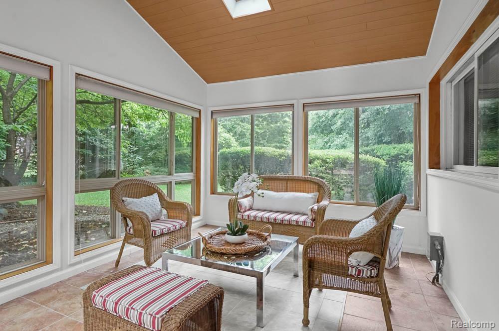 6672 Timber Ridge Drive, Bloomfield Hills, MI 48301 — Photo 30