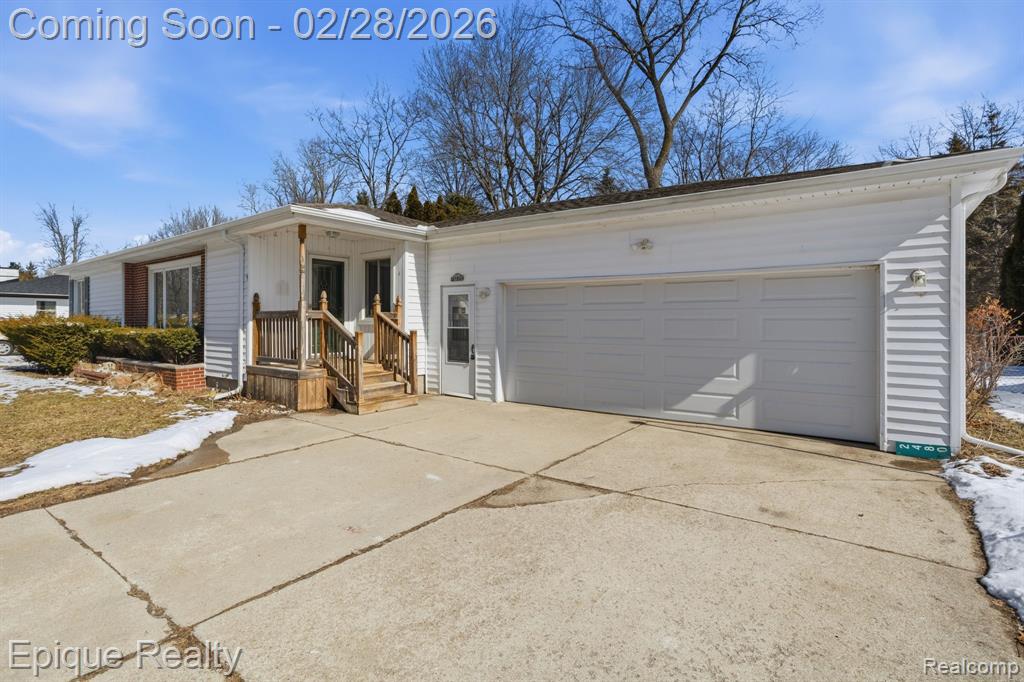 2480 Brownwood Drive, Port Huron, MI 48060 — Photo 4