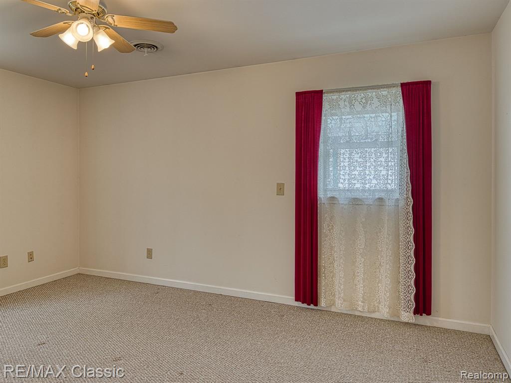 78 MARGARET Street, Whitmore Lake, MI 48189 — Photo 23