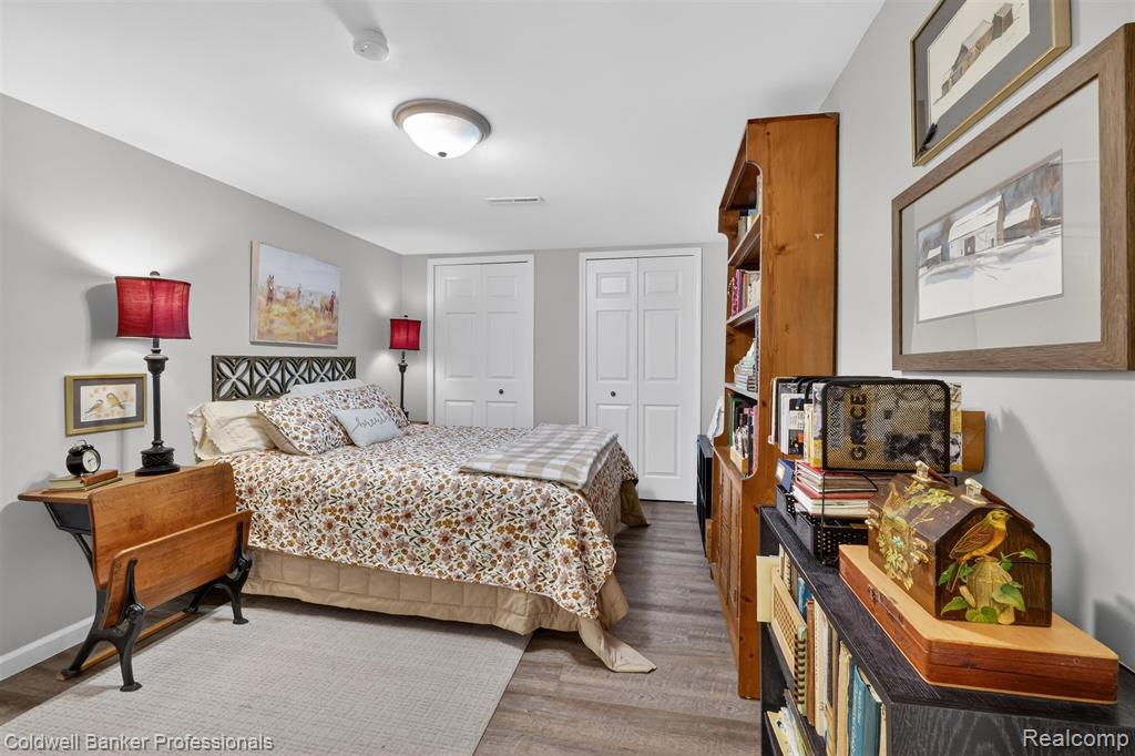 4380 Warwick Circle Drive, Grand Blanc, MI 48439 — Photo 30