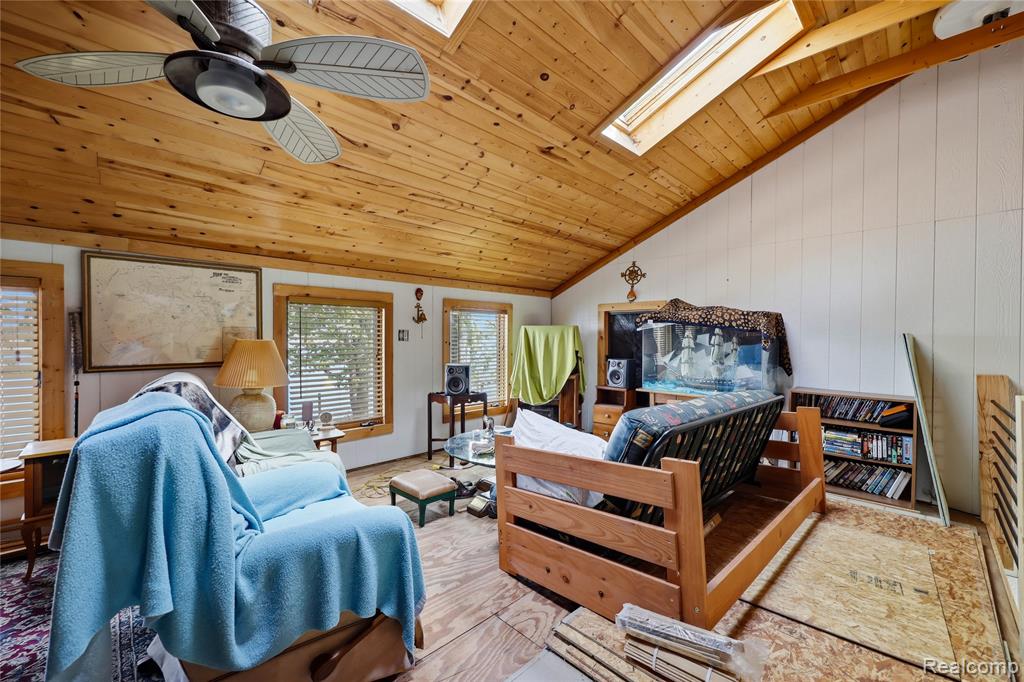6556 Dickinson Island, Algonac, MI 48001 — Photo 20