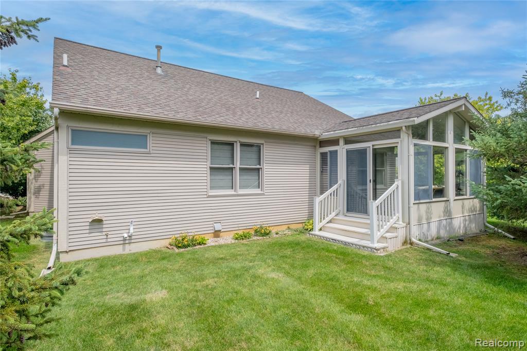 575 Rolling Hills Lane, Lapeer, MI 48446 — Photo 24