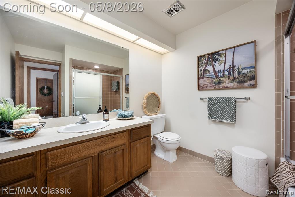 20419 Woodcreek Boulevard, Northville, MI 48167 — Photo 32