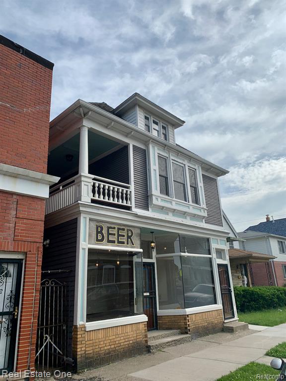 2454 Florian Street, Hamtramck, MI 48212 — Photo 4