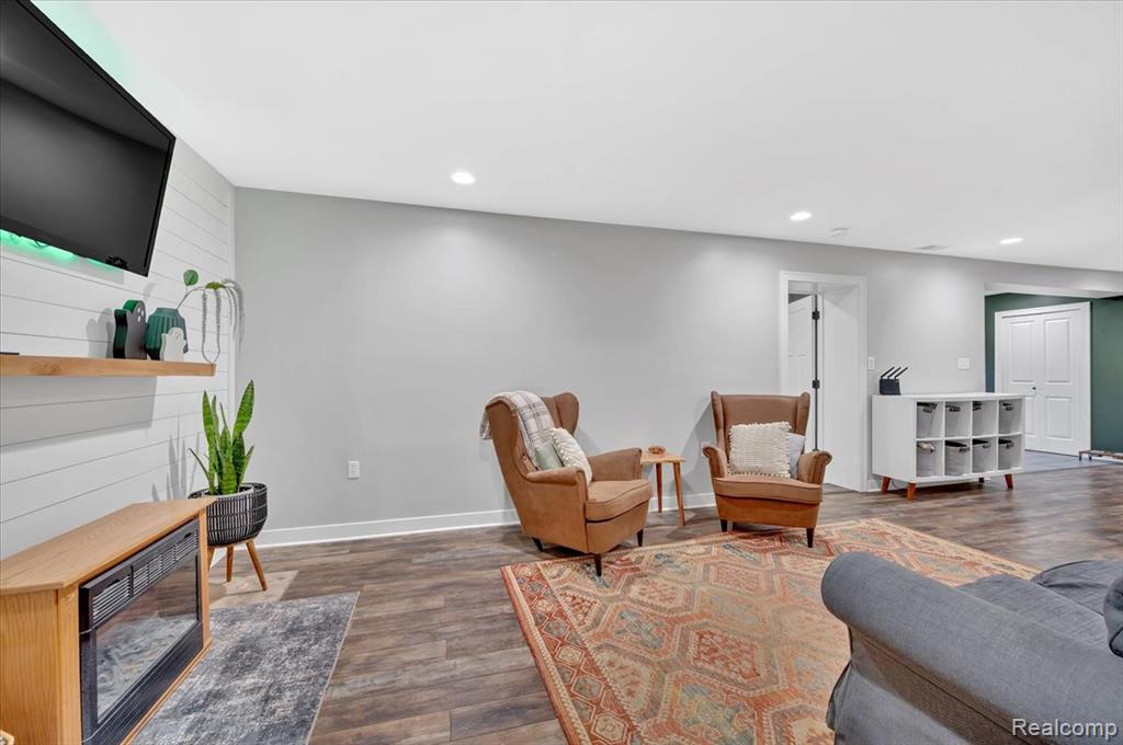 115 W Elmwood, Leonard, MI 48367 — Photo 13