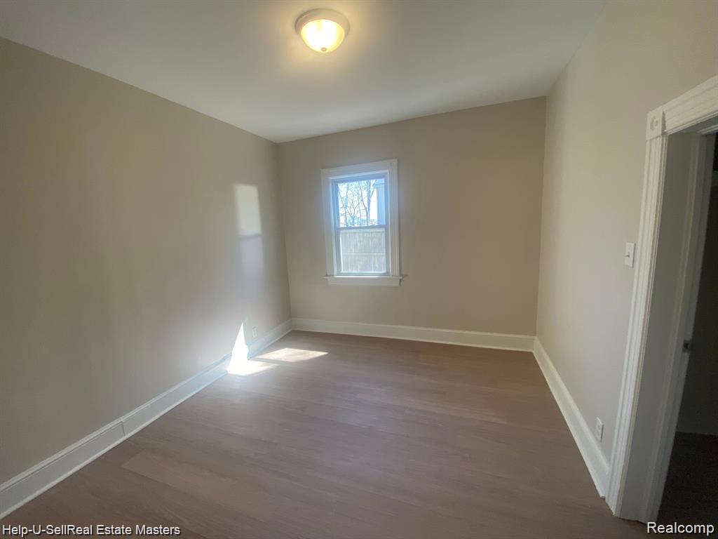 620 GRISWOLD Street, Port Huron, MI 48060 — Photo 13