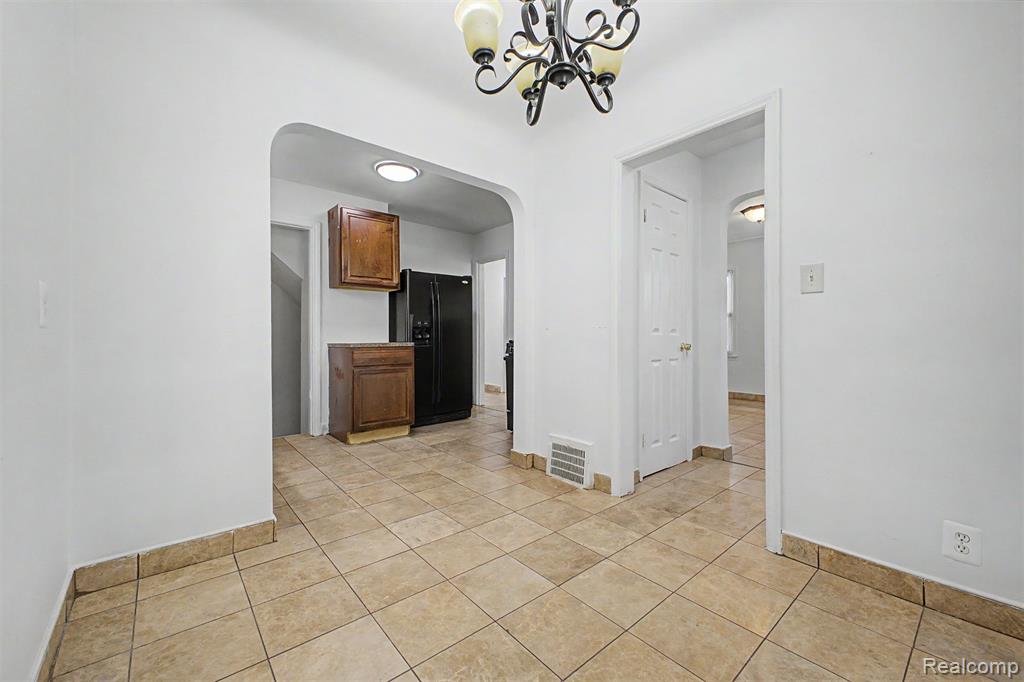 4645 Rosalie Street, Dearborn, MI 48126 — Photo 9