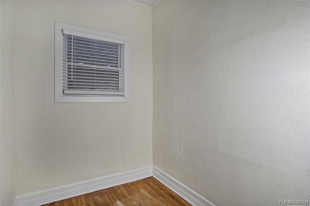 427 Melbourne, Detroit, MI 48202 — Photo 18