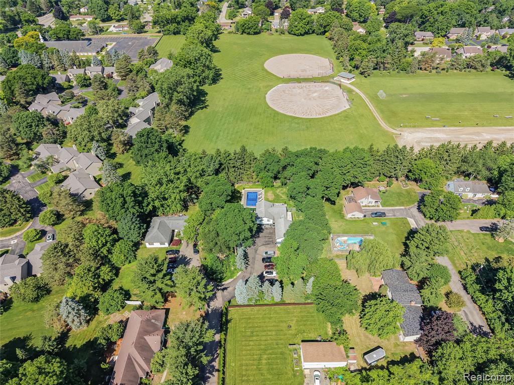 29721 Farmington Road, Farmington, MI 48334 — Photo 39