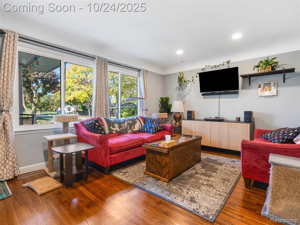6505 Kolb Avenue, Allen Park, MI 48101 — Photo 5