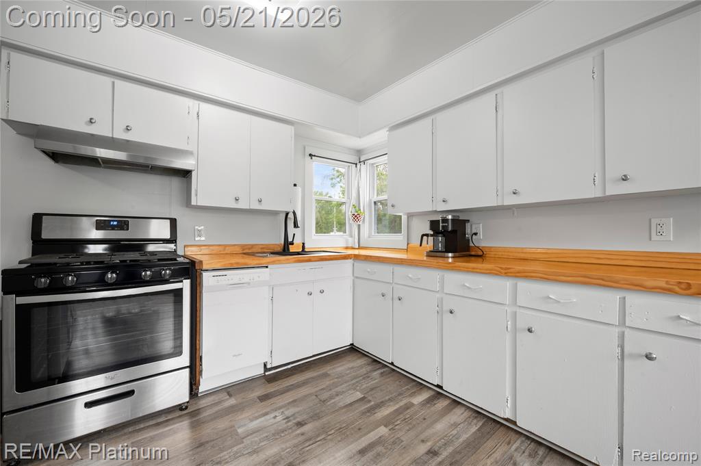 6116 Lapeer Road, Burton, MI 48509 — Photo 11