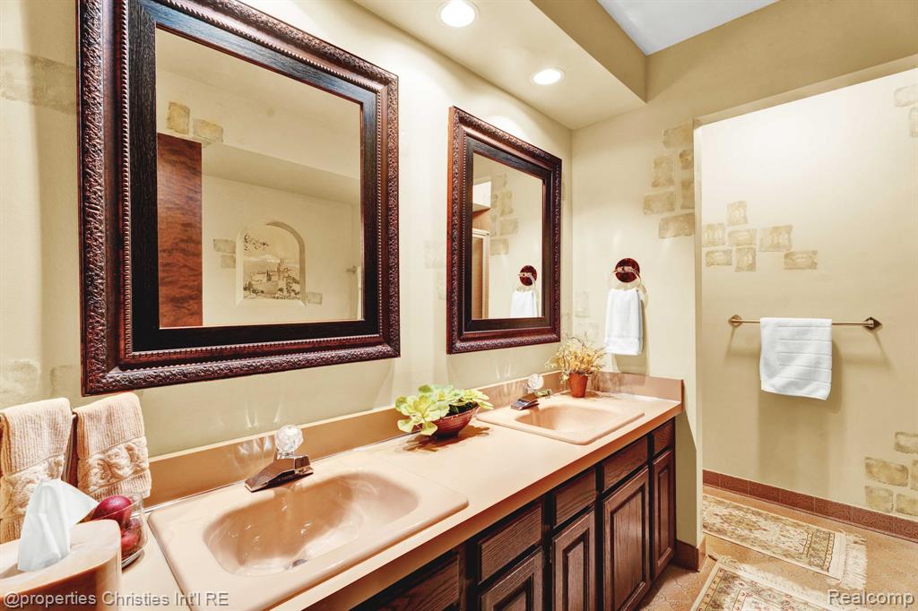 1100 Bretton Lane, Bloomfield Hills, MI 48304 — Photo 38