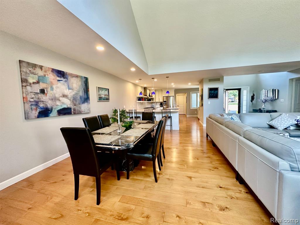 4674 Cottonwood Drive, Ann Arbor, MI 48108 — Photo 14