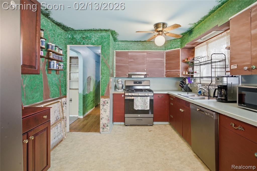1363 Wisconsin Avenue, Marysville, MI 48040 — Photo 5