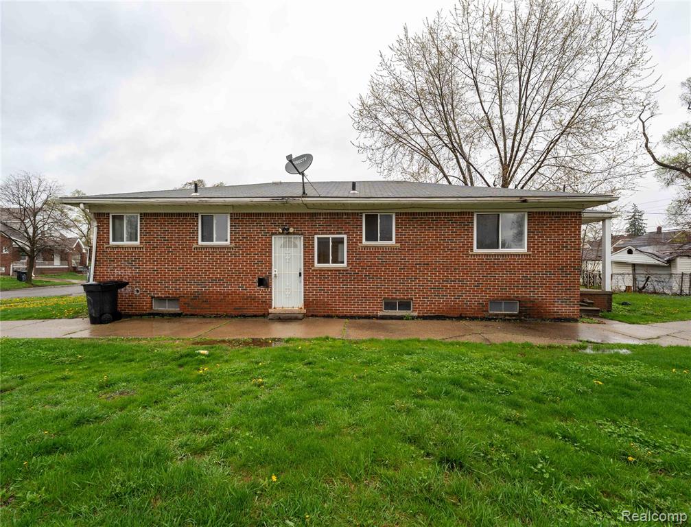 7282 Forrer Street, Detroit, MI 48228 — Photo 22
