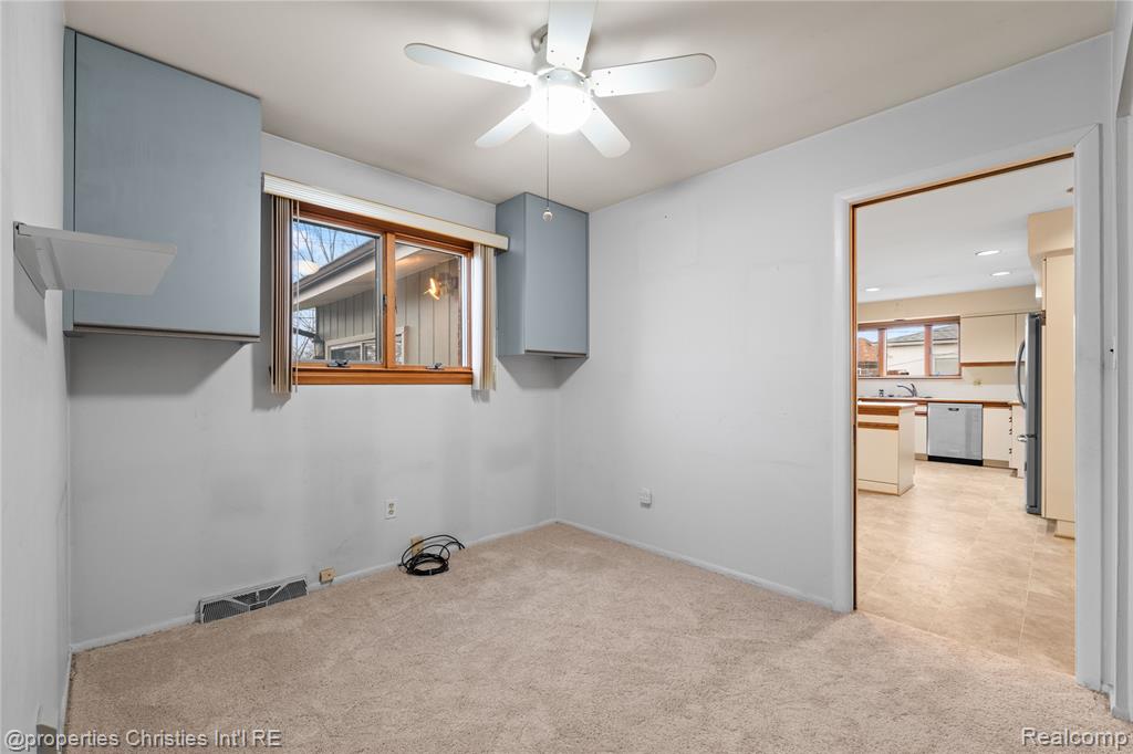 7479 Carrousel Boulevard, Westland, MI — Photo 18