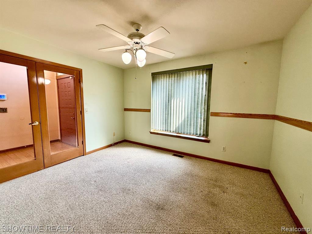 40537 DENBIGH Drive, Sterling Heights, MI 48310 — Photo 14