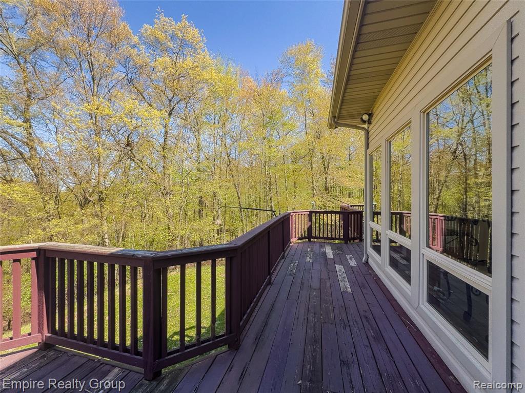 2111 Oak Terrace, Ortonville, MI 48462 — Photo 42