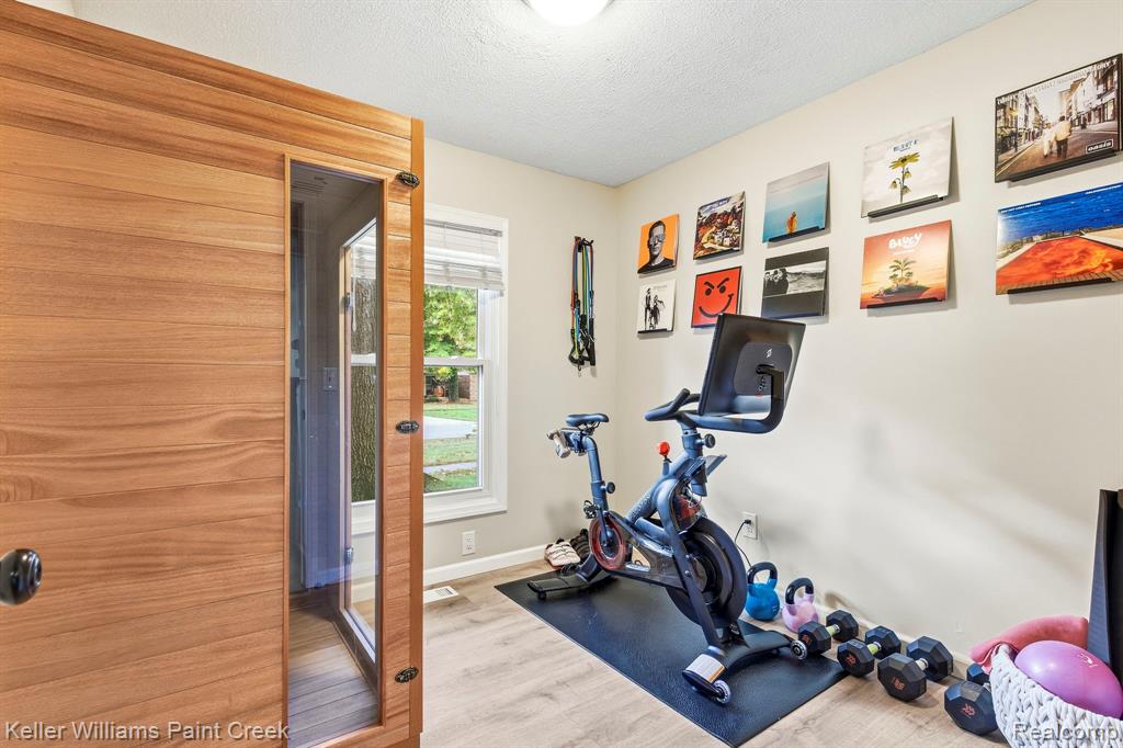 47935 Ben Franklin Drive, Shelby Twp, MI 48315 — Photo 14