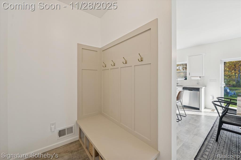 3680 Amber Oaks Drive, Howell, MI 48855 — Photo 22