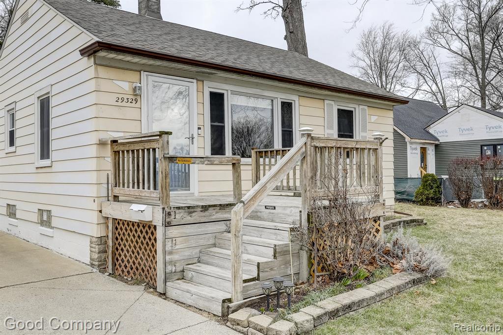 29329 Tawas Street, Madison Heights, MI 48071 — Photo 36