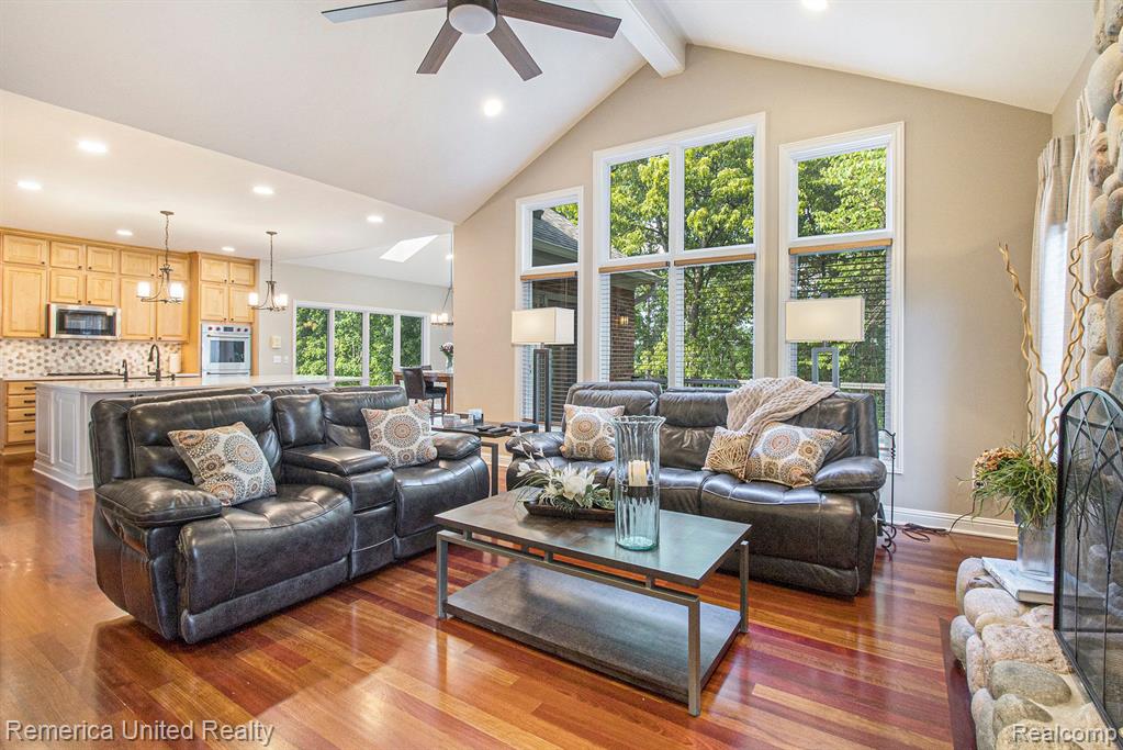 5259 RIVER RIDGE Drive, Brighton, MI 48116 — Photo 17