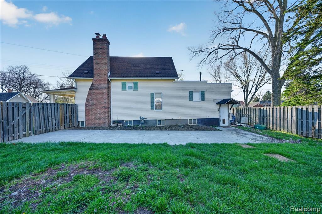 913 Cedar Street, St. Clair, MI 48079 — Photo 22