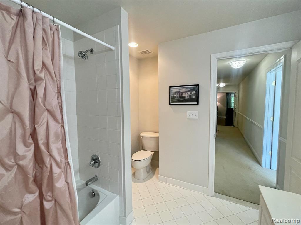 49676 Timber Trail, Novi, MI — Photo 30