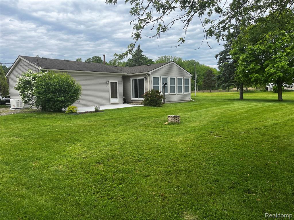 14924 Hough Road, Allenton, MI 48002 — Photo 2