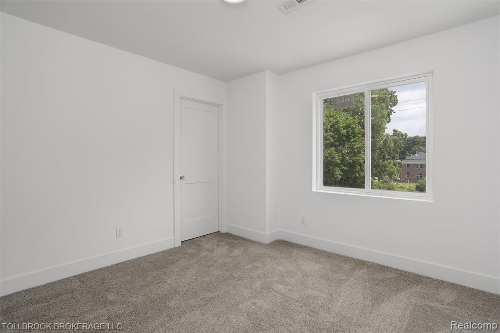 55 N. Roselawn Street, Pontiac, MI 48342 — Photo 20