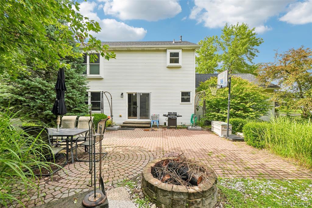 696 Vincent Street, Pinckney, MI 48169 — Photo 47