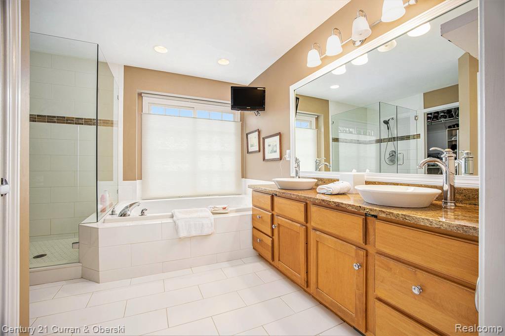3015 Patriot Square, Davisburg, MI 48350 — Photo 14