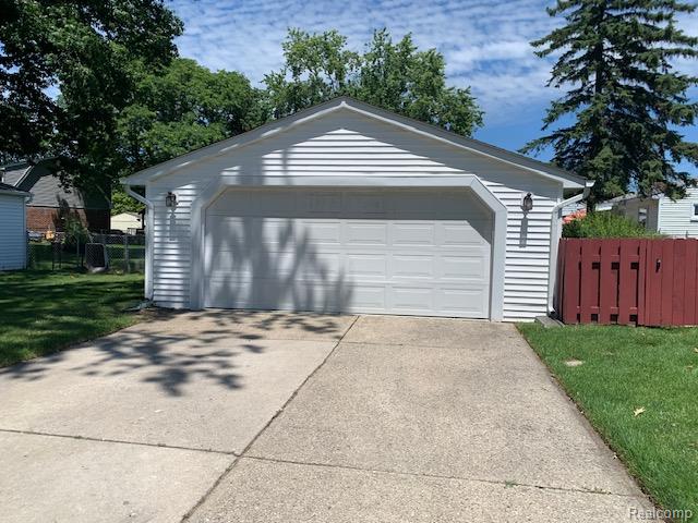 9187 Sheldon, Plymouth, MI 48170 — Photo 3