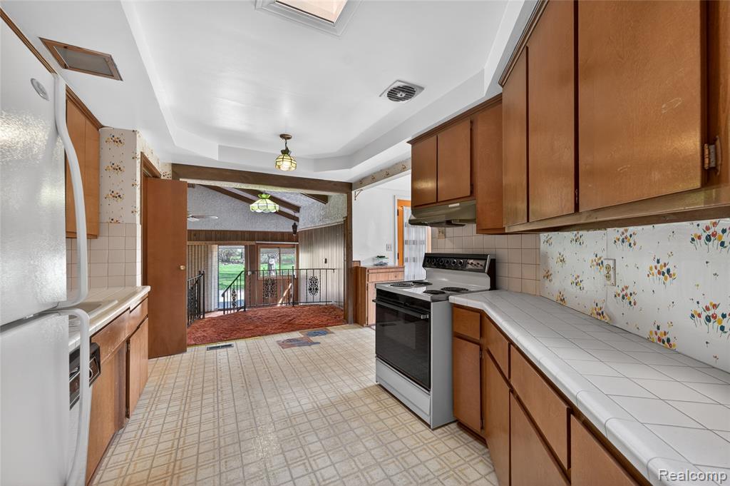 17198 Macarthur Street, Redford, MI 48240 — Photo 12