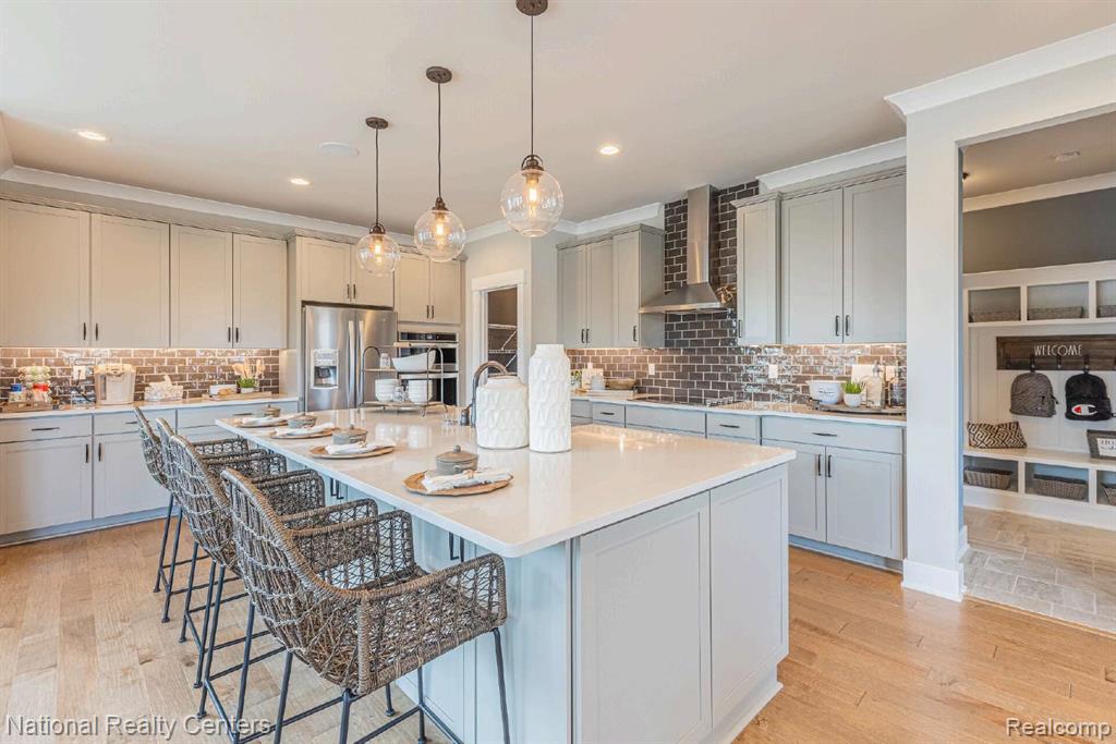 6978 Colony Drive, West Bloomfield, MI 48323 — Photo 10