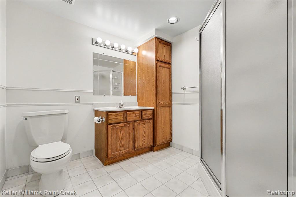 1432 Oakmont Court, Lake Orion, MI 48362 — Photo 22