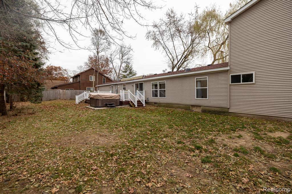 9198 Ashdown Avenue, White Lake, MI — Photo 34