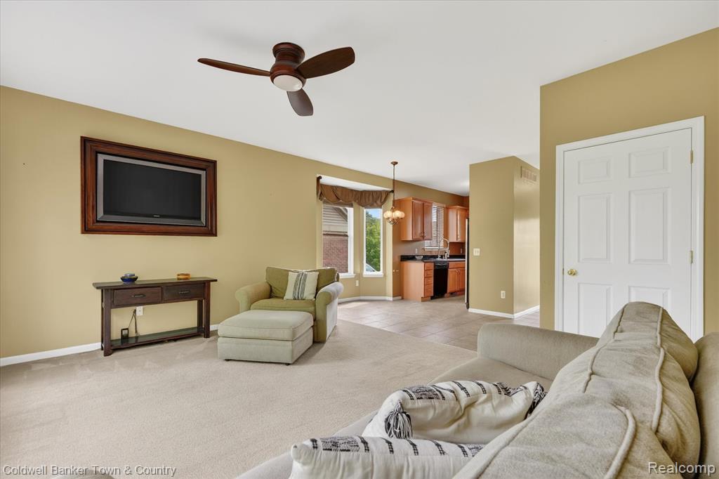 28294 Cottage Lane, New Hudson, MI 48165 — Photo 8