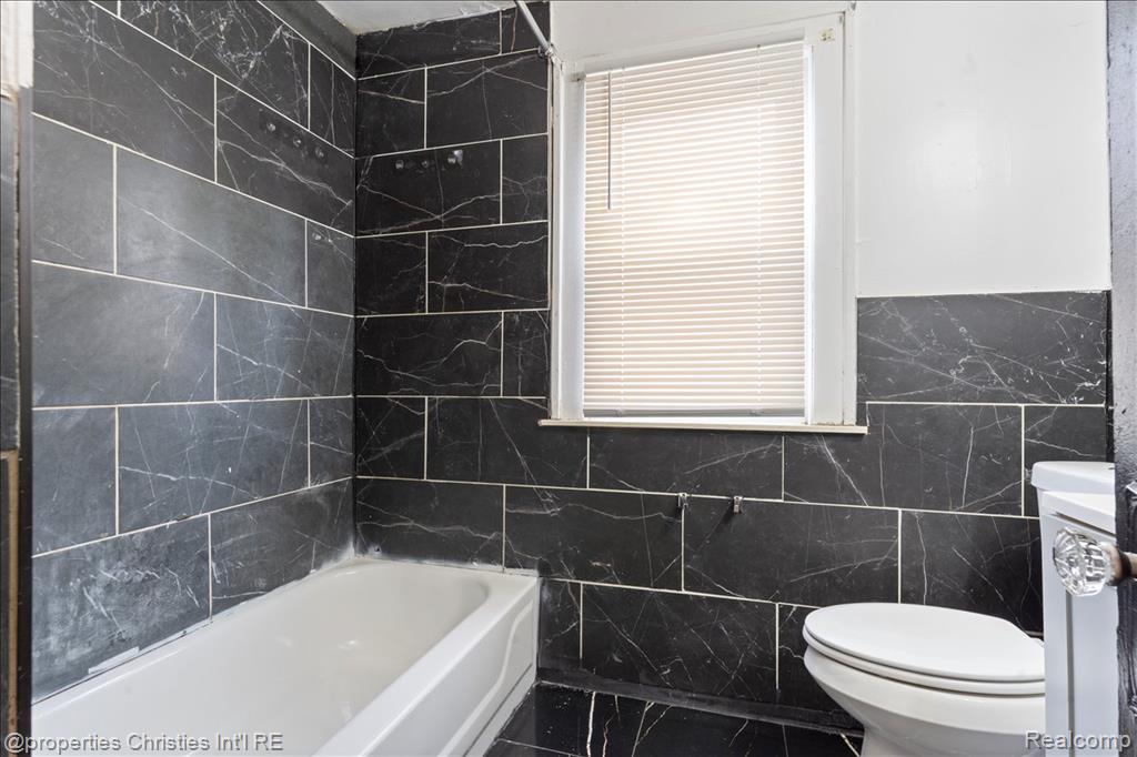 16171 Santa Rosa Drive, Detroit, MI 48221 — Photo 20